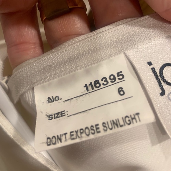 Formal girls dress Size 6 - white/ivory - Picture 6 of 8